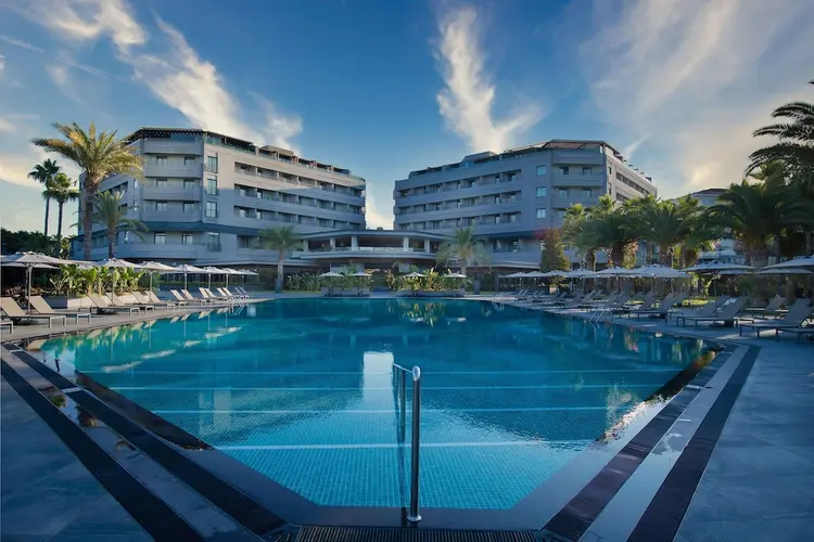 Miramare Beach Hotel