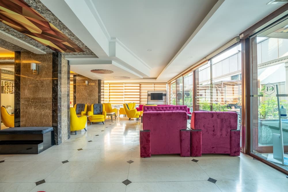City Live Hotel
