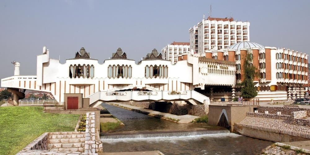 Hotel Vrbak ND