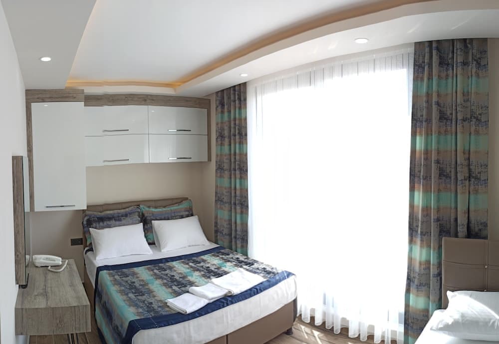 Kalispera Hotel