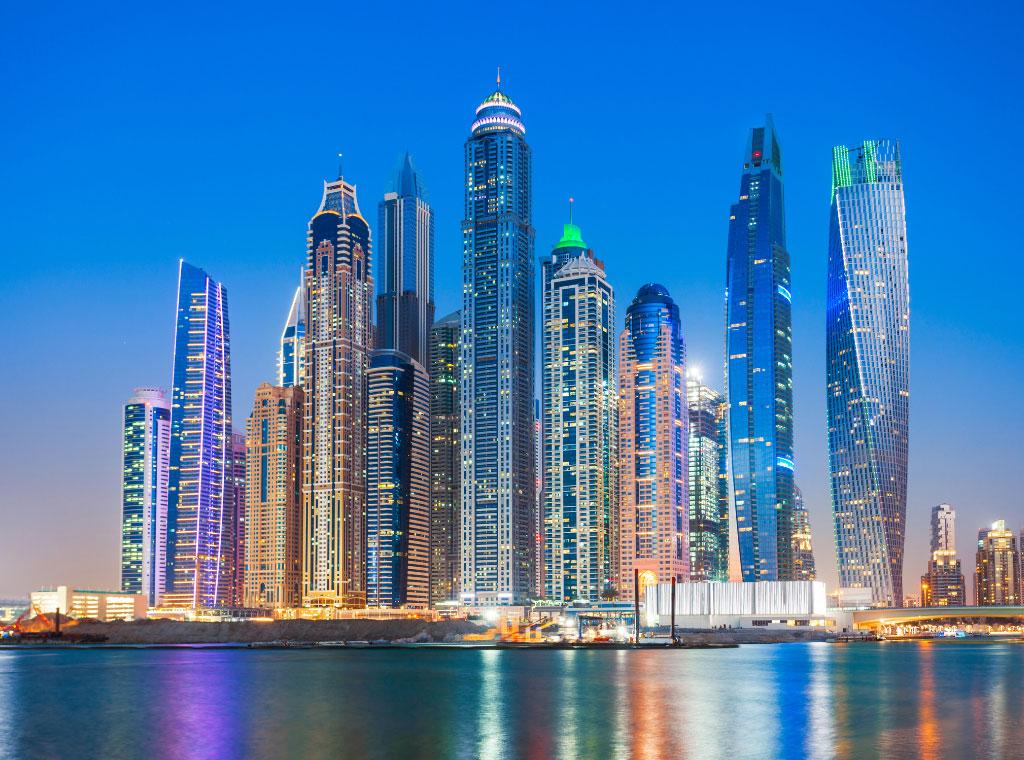 Ekstra Bir Gece İzmir Hareketli Dubai - Abu Dhabi Turu  